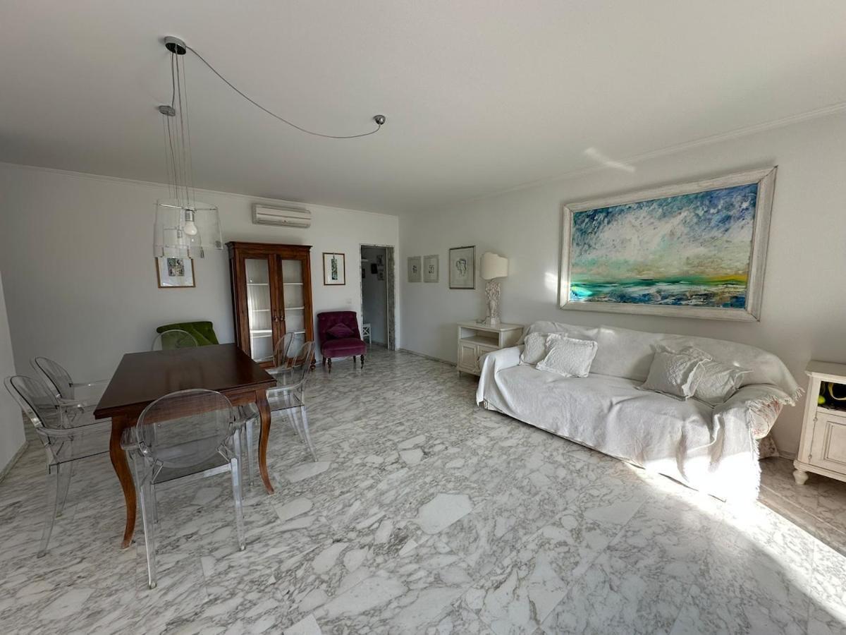 Luxury Penthouse, View * Porza